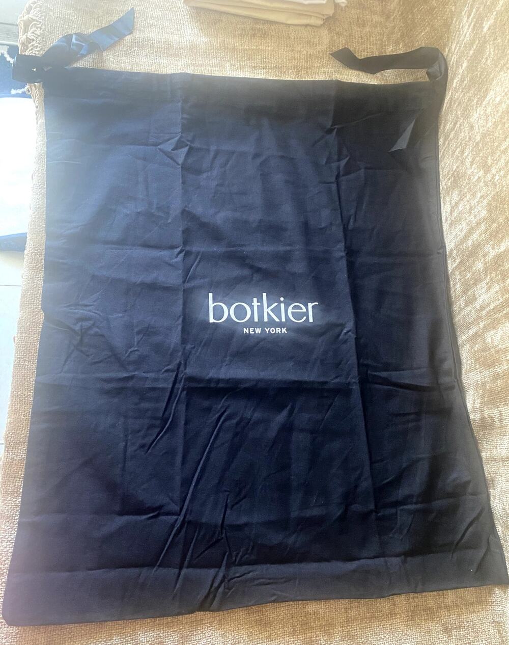 BOTKIER Black Dust Bag 21" x 18"